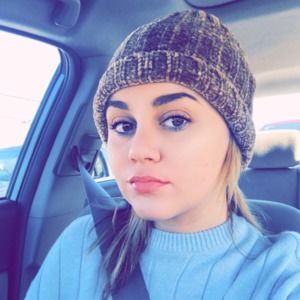 Meet your Posher, Danielle